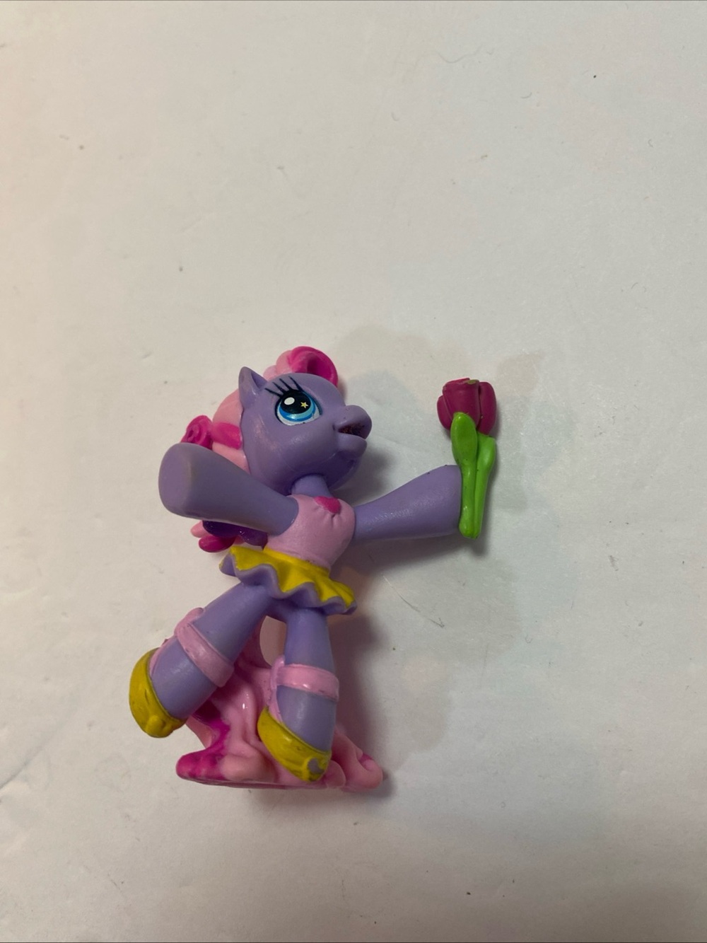 My Little Pony Starsong Ponyville Singing And Dancing Fun Ballerina Figure